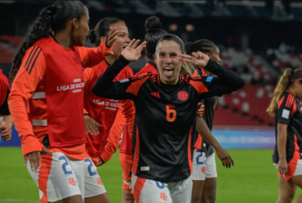Colombia vs Ecuador Liga de Naciones Femenina 2025, triunfo de la Tricolor con goles de Usme y Pavi.