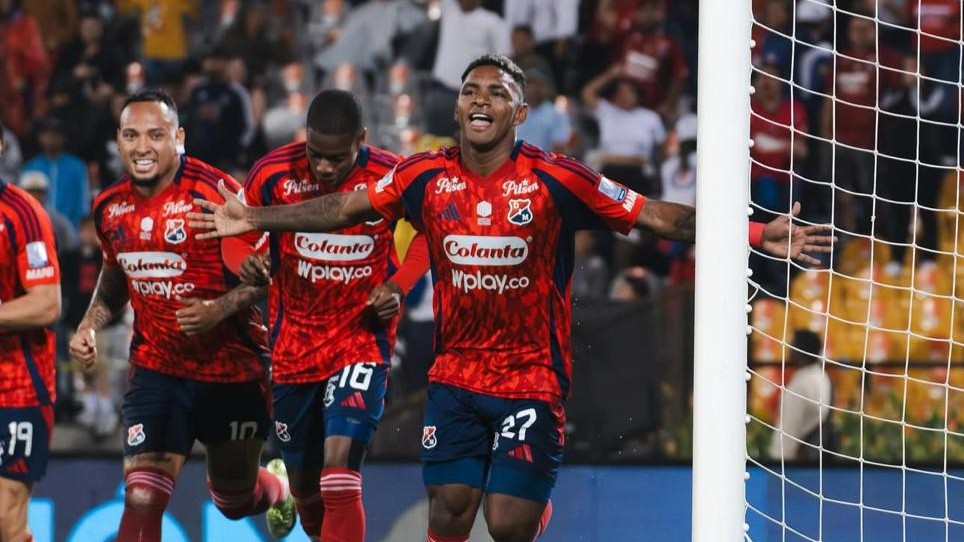 Remontada poderosa: el DIM venció 3-1 a Fortaleza en el Atanasio