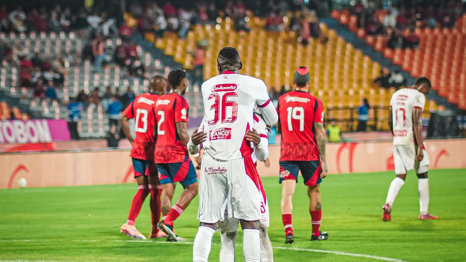 América de Cali tropieza en Medellín y se complica el camino a la final