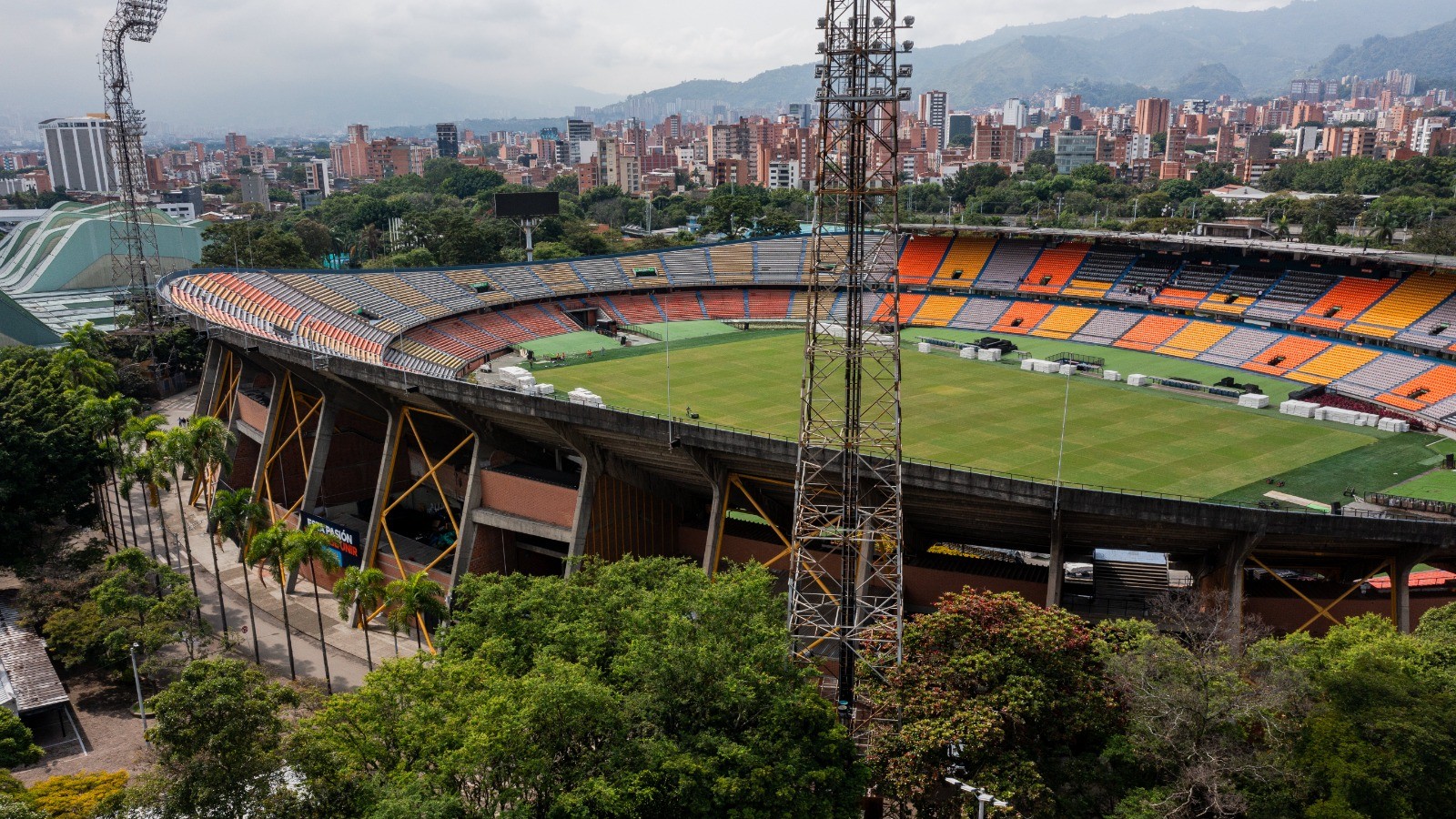 El Atanasio Girardot inicia su transformación: se publican prepliegos para la renovación
